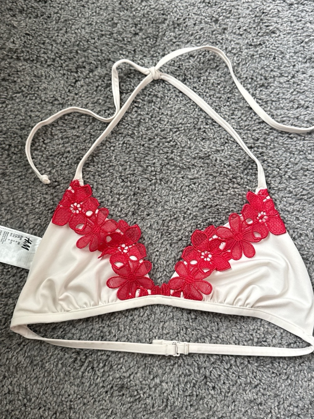 H&M White Triangle Bralette with Red Floral Lace Accents
